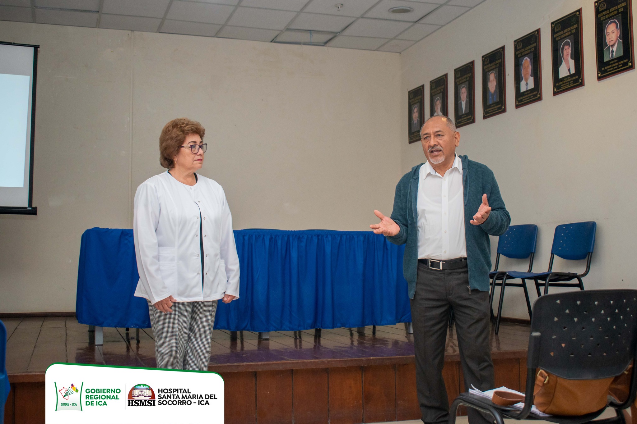 Capacitación al equipo del Servicio de Odontología