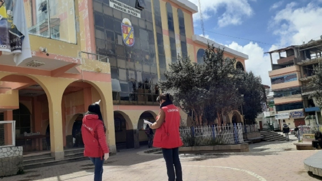 La Contraloría General alertó a las autoridades de la Municipalidad Provincial de Pasco adoptar las acciones que correspondan para superar los riesgos advertidos en el proceso de selección para la renovación de un puente en el Centro Poblado de Racco, distrito de Simón Bolívar, luego de evidenciarse que la entidad otorgó la buena pro a un consorcio donde el titular de una de las empresas que la integra se encuentra inhabilitado para contratar con el Estado.