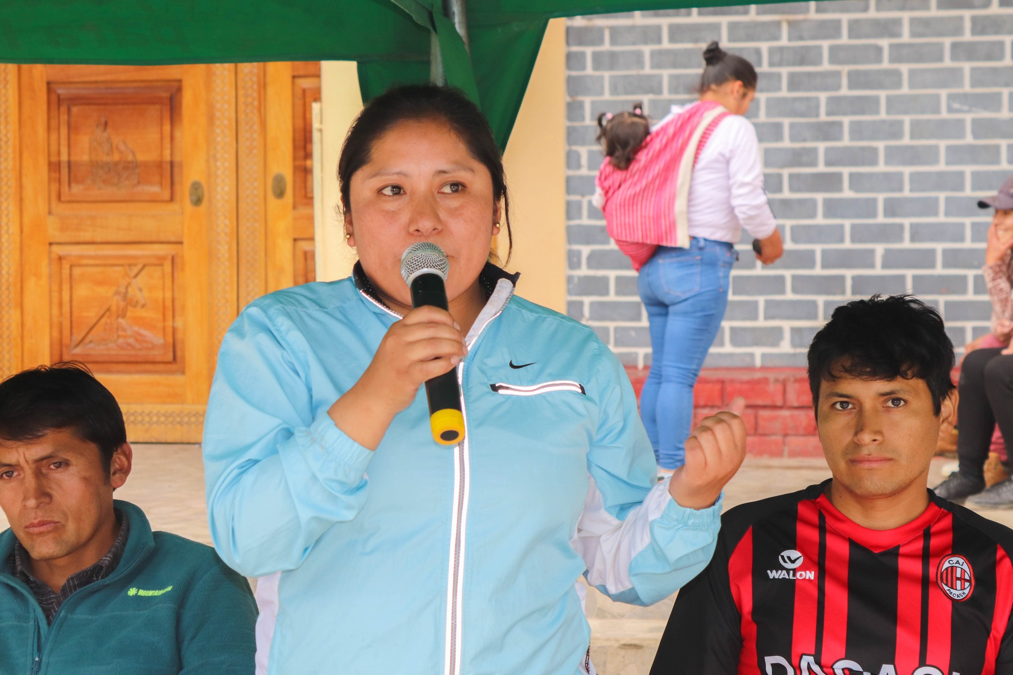 Municipalidad inicia mejoramiento de camino de herradura en el sector Quillu de Pacash