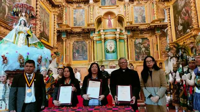 Cusco: Ministerio de Cultura entregó obra de restauración del Templo de Paucartambo que acoge a la Virgen del Carmen