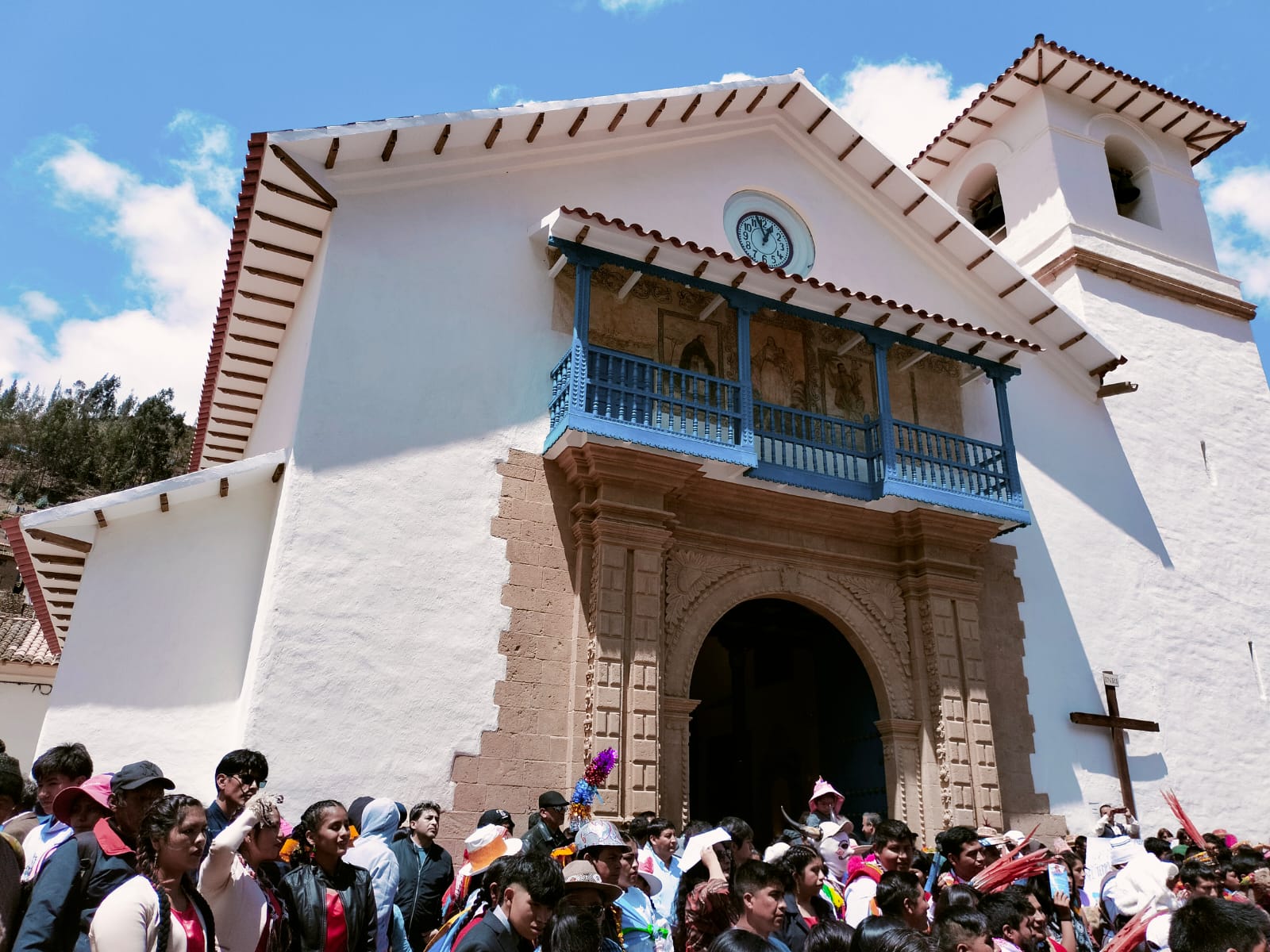 Cusco: Ministerio de Cultura entregó obra de restauración del Templo de Paucartambo que acoge a la Virgen del Carmen