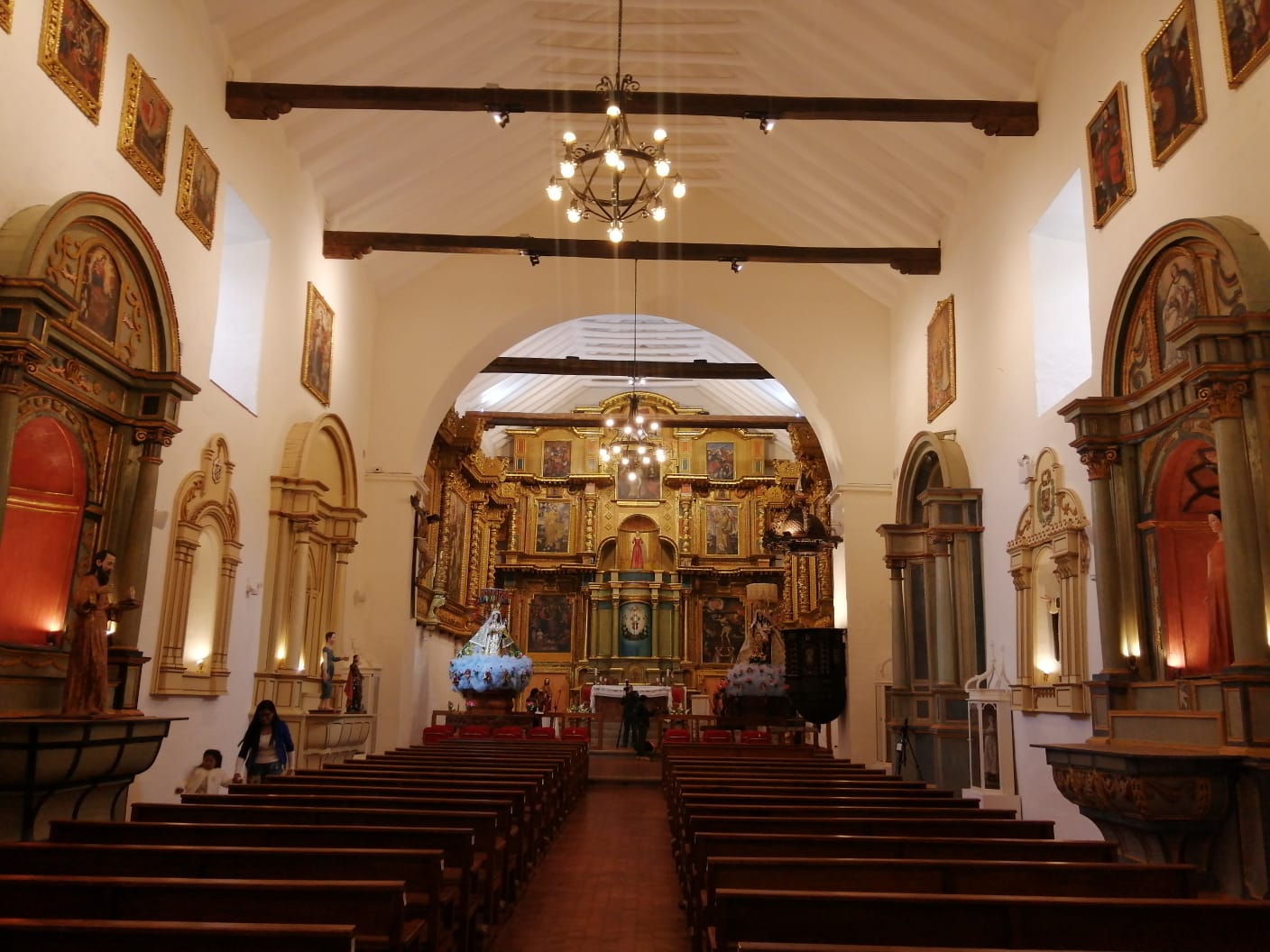 Cusco: Ministerio de Cultura entregó obra de restauración del Templo de Paucartambo que acoge a la Virgen del Carmen