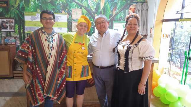 Actividad de hoy en Choco Museo participaron el gerente general de Devida Martin Villafuerte y los productores Angelo De la Cruz de la Asociación de Agricultores del Huerto del Vraem y Llubidsa Wair de la Cooperativa Agraria Industrial APASC Sancore LTDA
