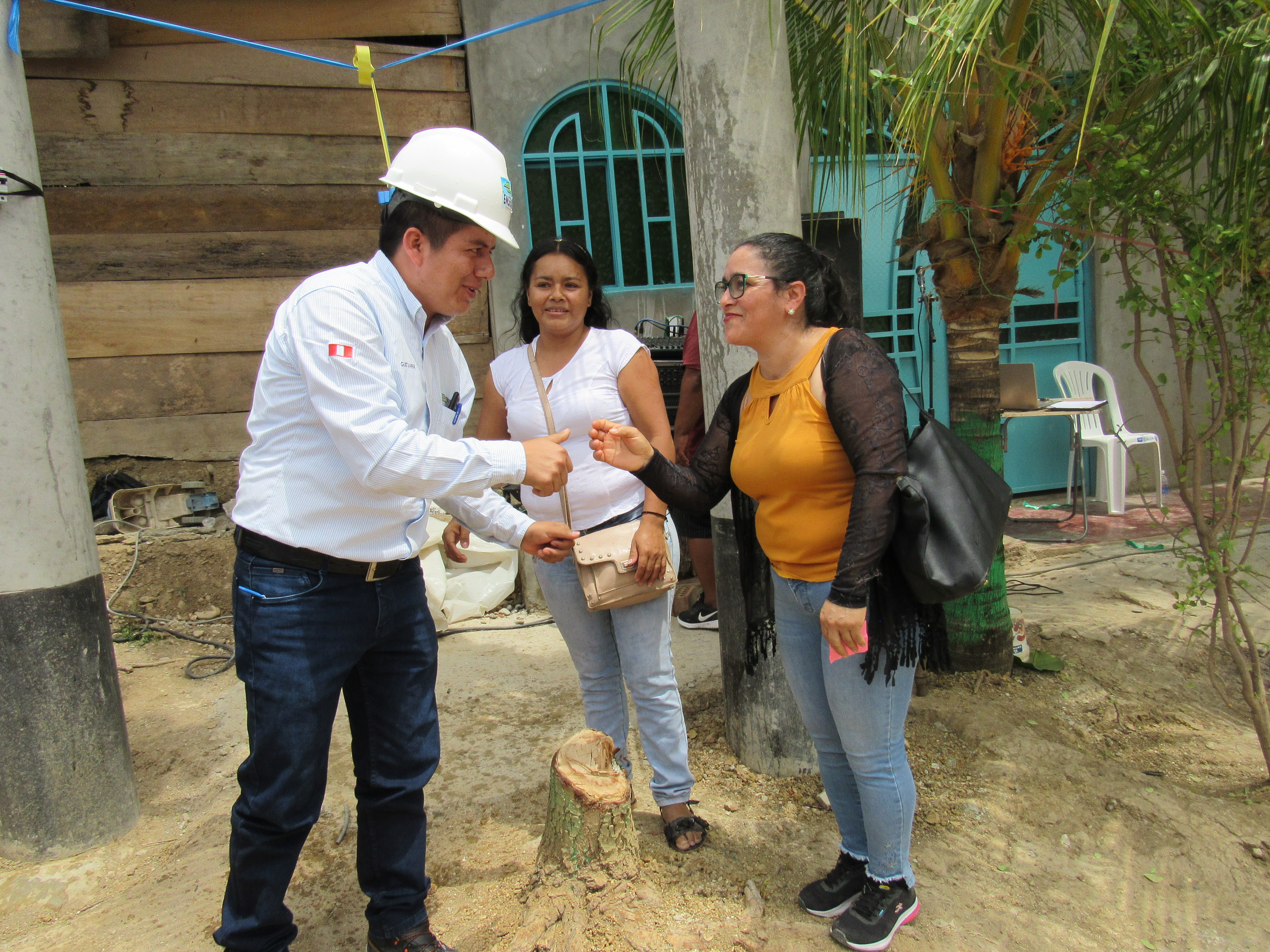 INAUGURAMOS OBRA DE AMPLIACIÓN DE REDES ELÉCTRICAS EN EL SECTOR LAS FLORES DE BAGUA GRANDE