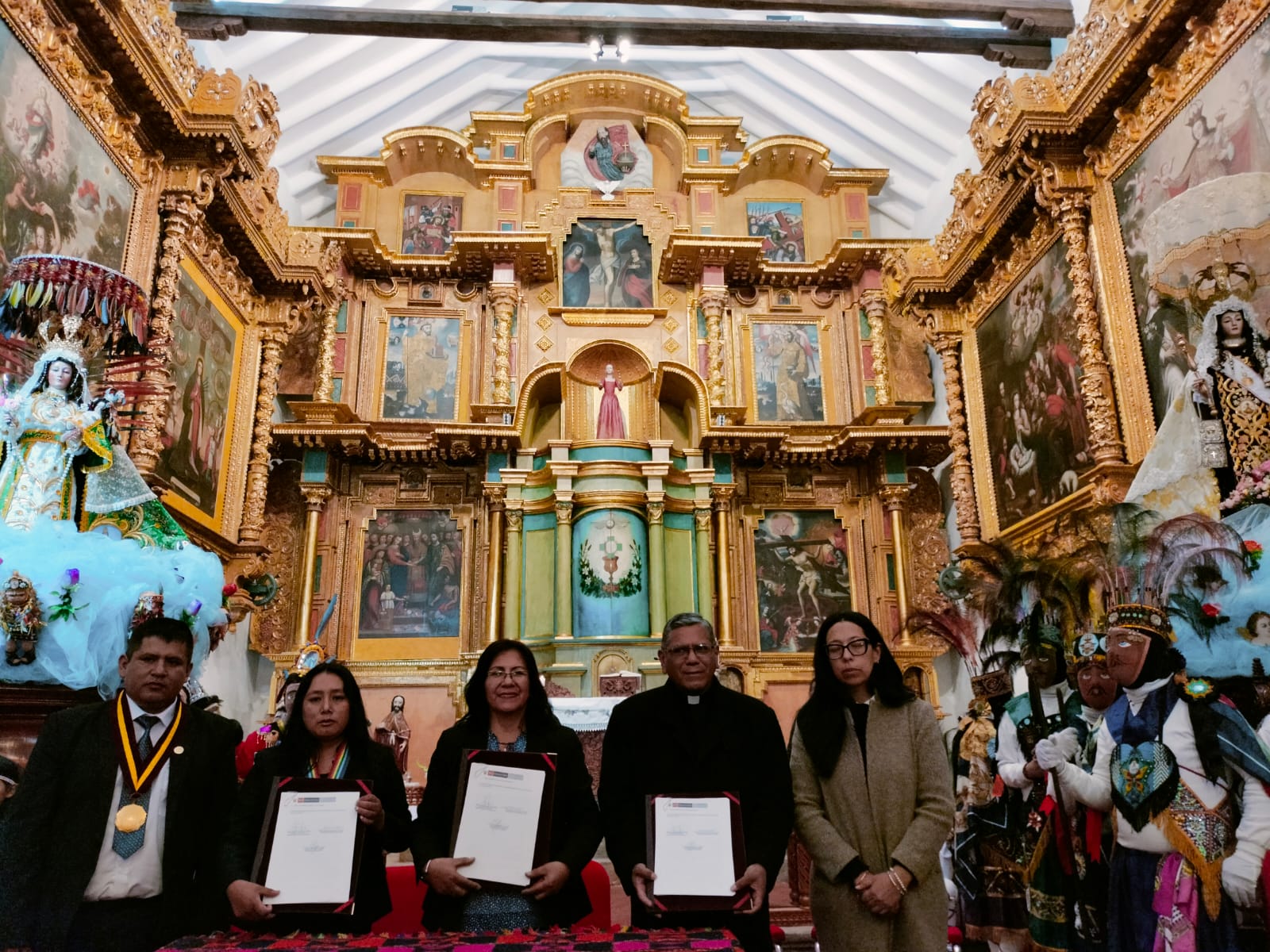 Entrega del Templo de Paucartambo