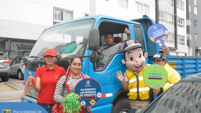 Se realizó la campaña “El Impacto puede ser para siempre”, con el objetivo de prevenir accidentes ⛔ y promover el cumplimiento de las normas de tránsito 🚸 en nuestro distrito, seguimos con los operativos de concientización a los conductores de transporte público y privado.
