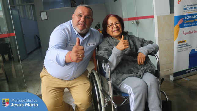 Gracias al incansable trabajo del alcalde Jesús Gálvez Olivares, nuestra Casa del Vecino ubicada en el Jr. Estados Unidos y la Casa del Adulto Mayor Ágora del Conjunto Residencial San Felipe, ahora cuentan con sillas de ruedas para mejorar la movilidad y calidad de vida de nuestros vecinos que nos visitan. 🙌♿
✨ Juntos, construimos un futuro más inclusivo y accesible para todos.
Porque #JesúsMaríaSomosTodos
