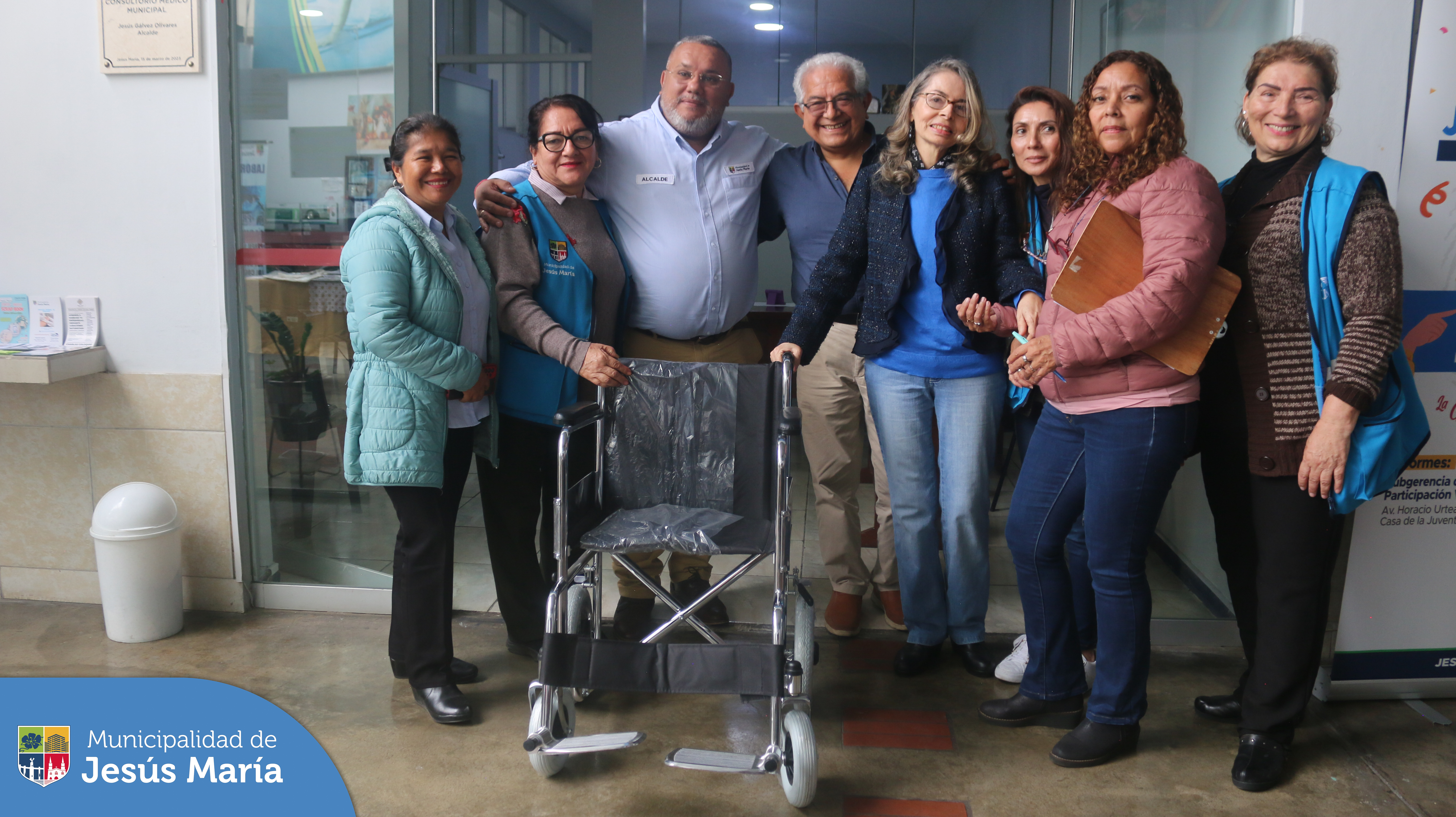 Gracias al incansable trabajo del alcalde Jesús Gálvez Olivares, nuestra Casa del Vecino ubicada en el Jr. Estados Unidos y la Casa del Adulto Mayor Ágora del Conjunto Residencial San Felipe, ahora cuentan con sillas de ruedas para mejorar la movilidad y calidad de vida de nuestros vecinos que nos visitan. 🙌♿
✨ Juntos, construimos un futuro más inclusivo y accesible para todos.
Porque #JesúsMaríaSomosTodos