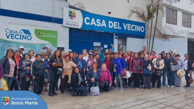 Nuestros vecinos pudieron disfrutar del hermoso paisaje y la tranquilidad en divertida actividad de confraternidad.

Para más información llámanos al ☎️ 2618285 / 📱 993194161 o acércate a nuestro Casa del Vecino de Jr. Estados Unidos 291.
