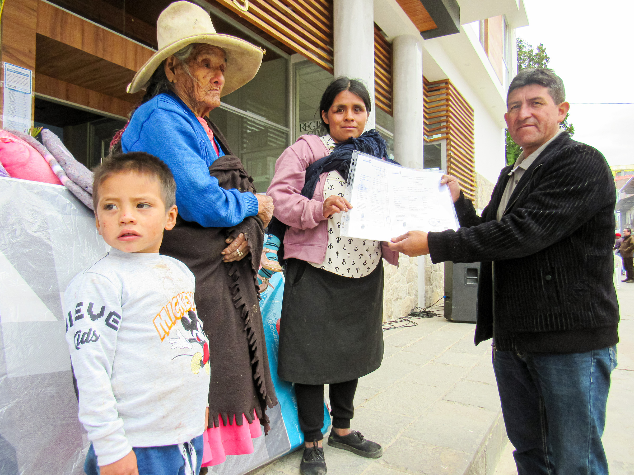 Entrega de ayuda humanitaria