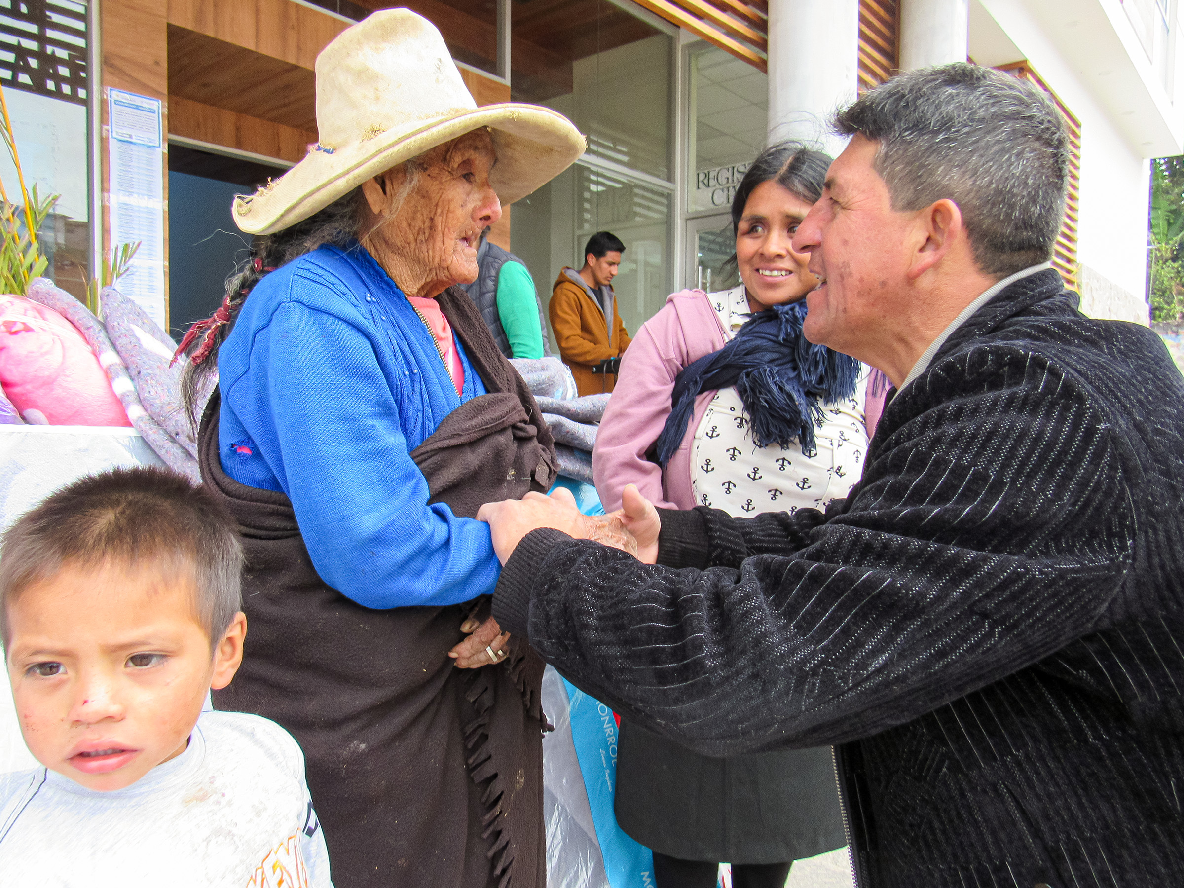 Entrega de ayuda humanitaria