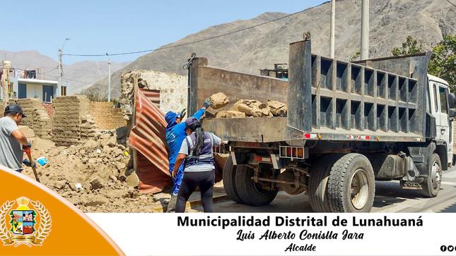En su trabajo diario de la Unidad de Fiscalización, el personal detecto un derrumbe de una pared de adobe que se encuentra ubicado en Jr. 28 de Julio del cercado de Lunahuaná, por lo que, se realizó las coordinaciones con la Unidad de Limpieza Publica para efectuar la limpieza correspondiente y se procedió a colocar la cinta de seguridad para evitar posibles incidentes. 