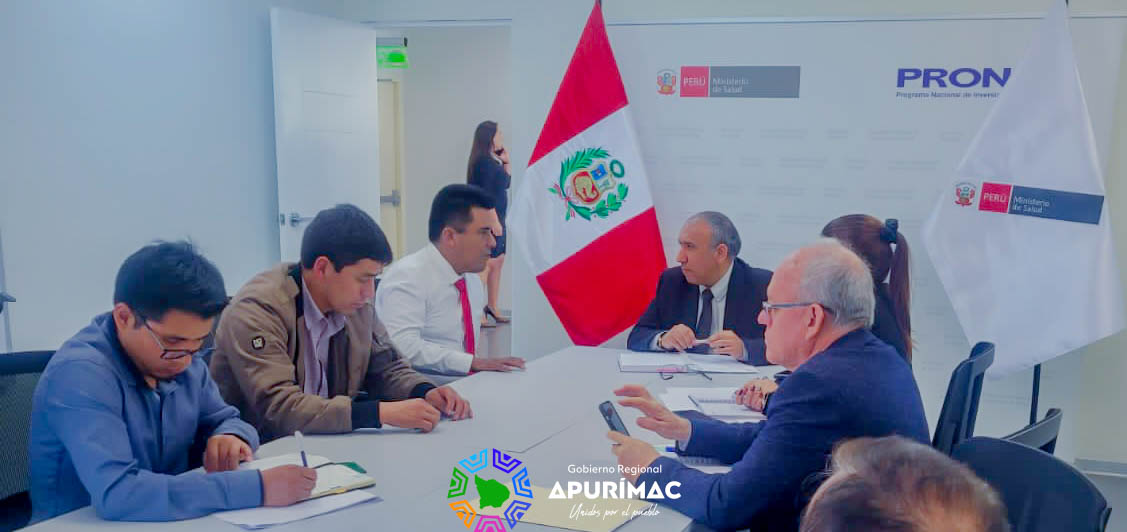 Gobernador Regional y PRONIS consolidan coordinaciones para acelerar ejecución de hospitales de Tambobamba, Haquira, Challhuahuacho y Chincheros