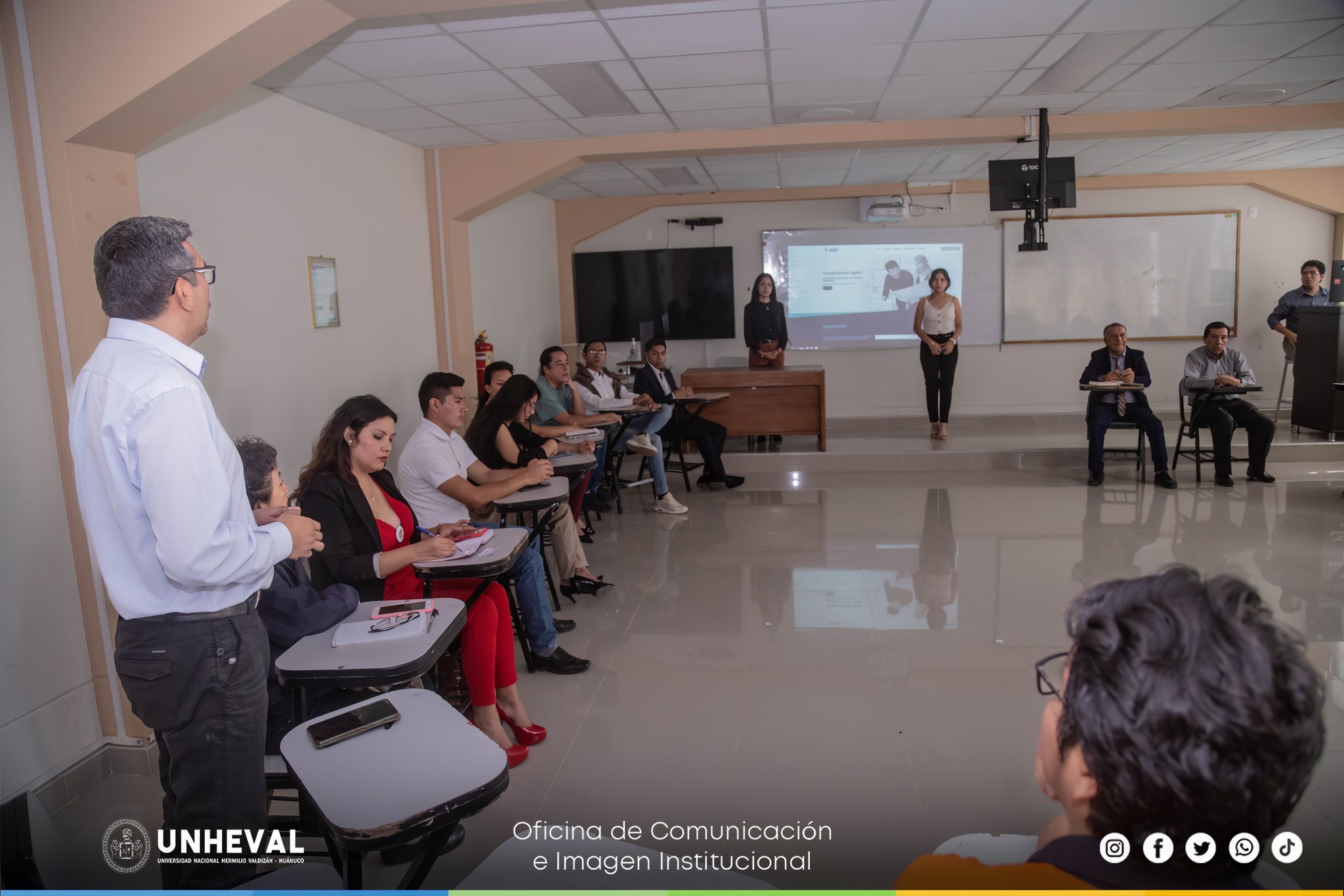 Estudiantes de Ingeniería Industrial impulsan las MYPES huanuqueñas con creación de páginas webs