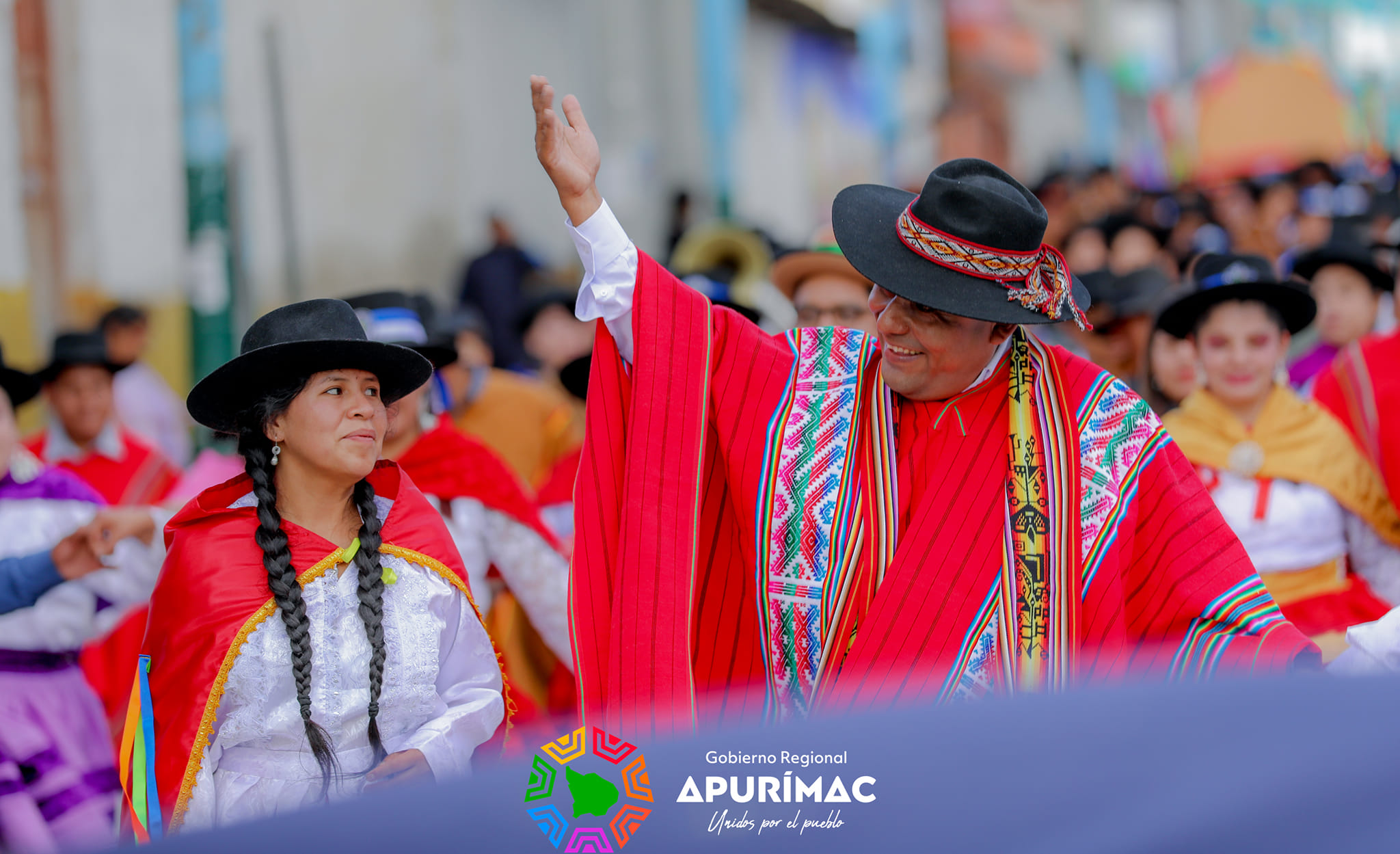Gobernador Regional Percy Godoy presente en el pasacalle por el 490° aniversario del distrito de San Jerónimo