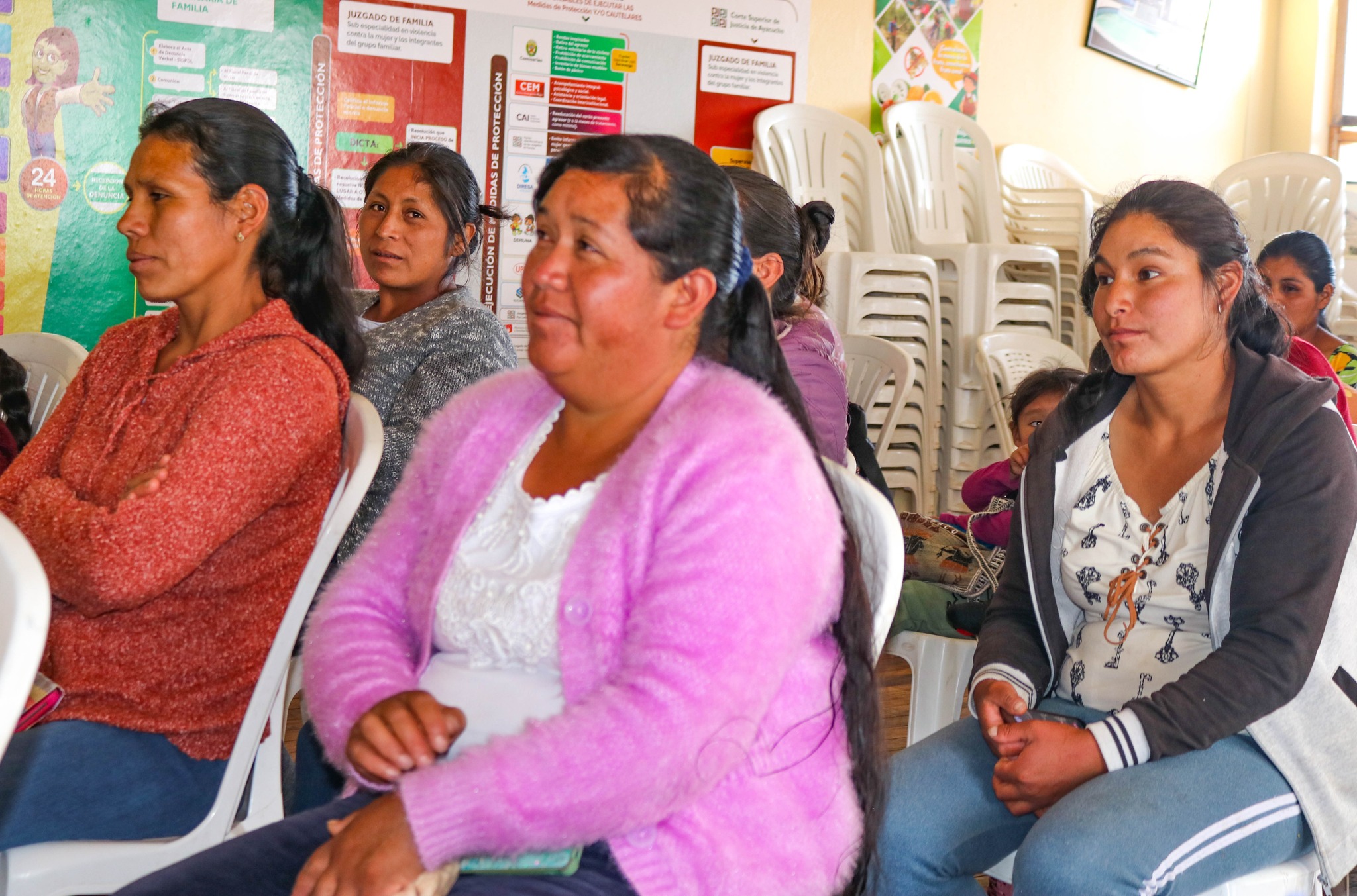 Entrega de insumos del Programa Vaso de Leche