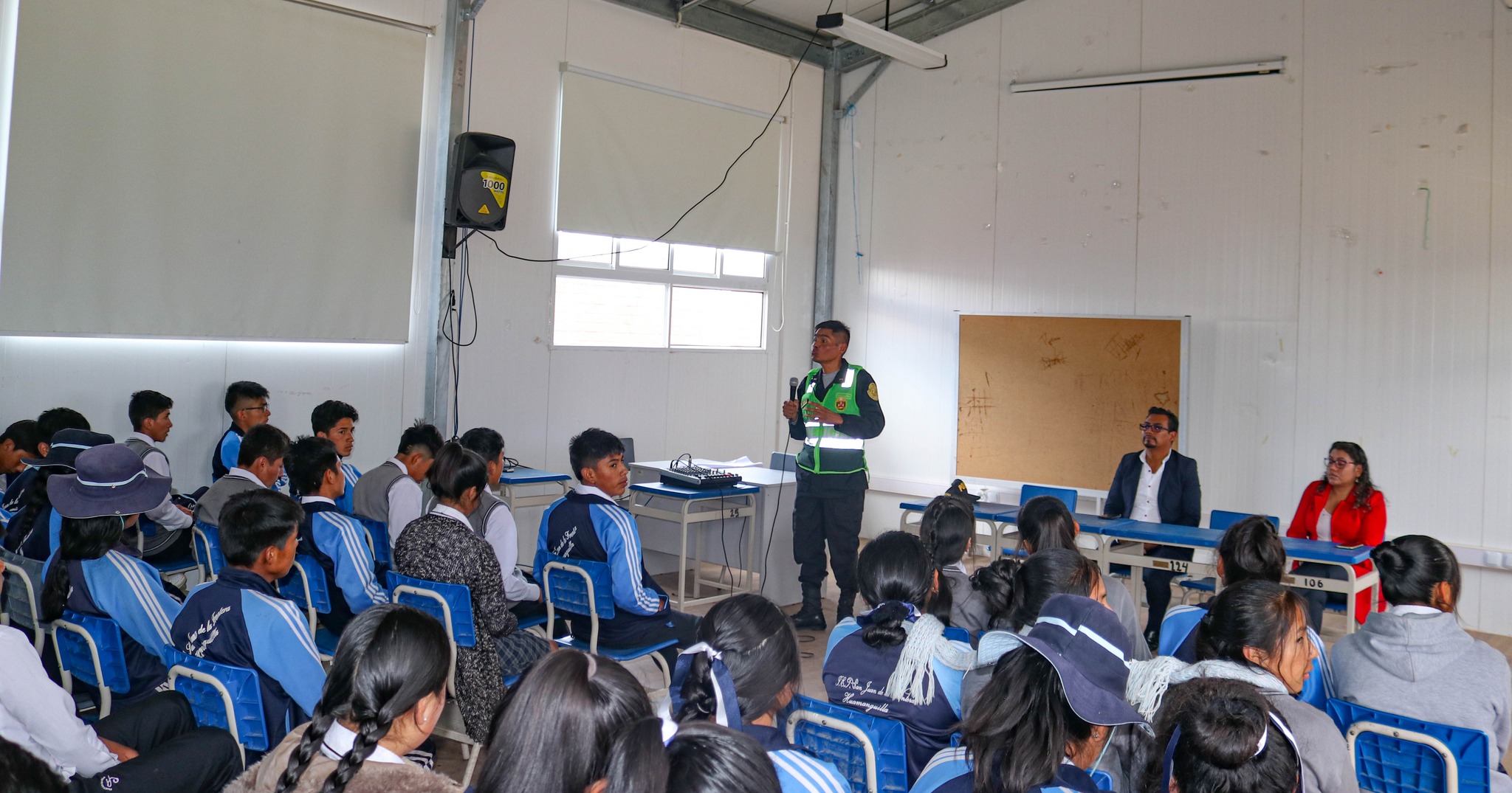 Charla de orientación vocacional a estudiantes de la I.E. San Juan de la Frontera