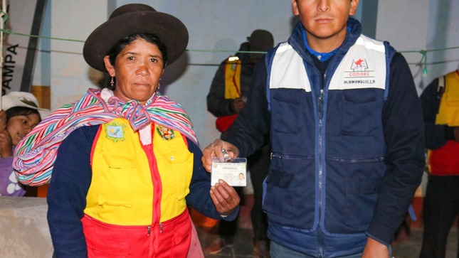 Entrega de credenciales a juntas vecinales