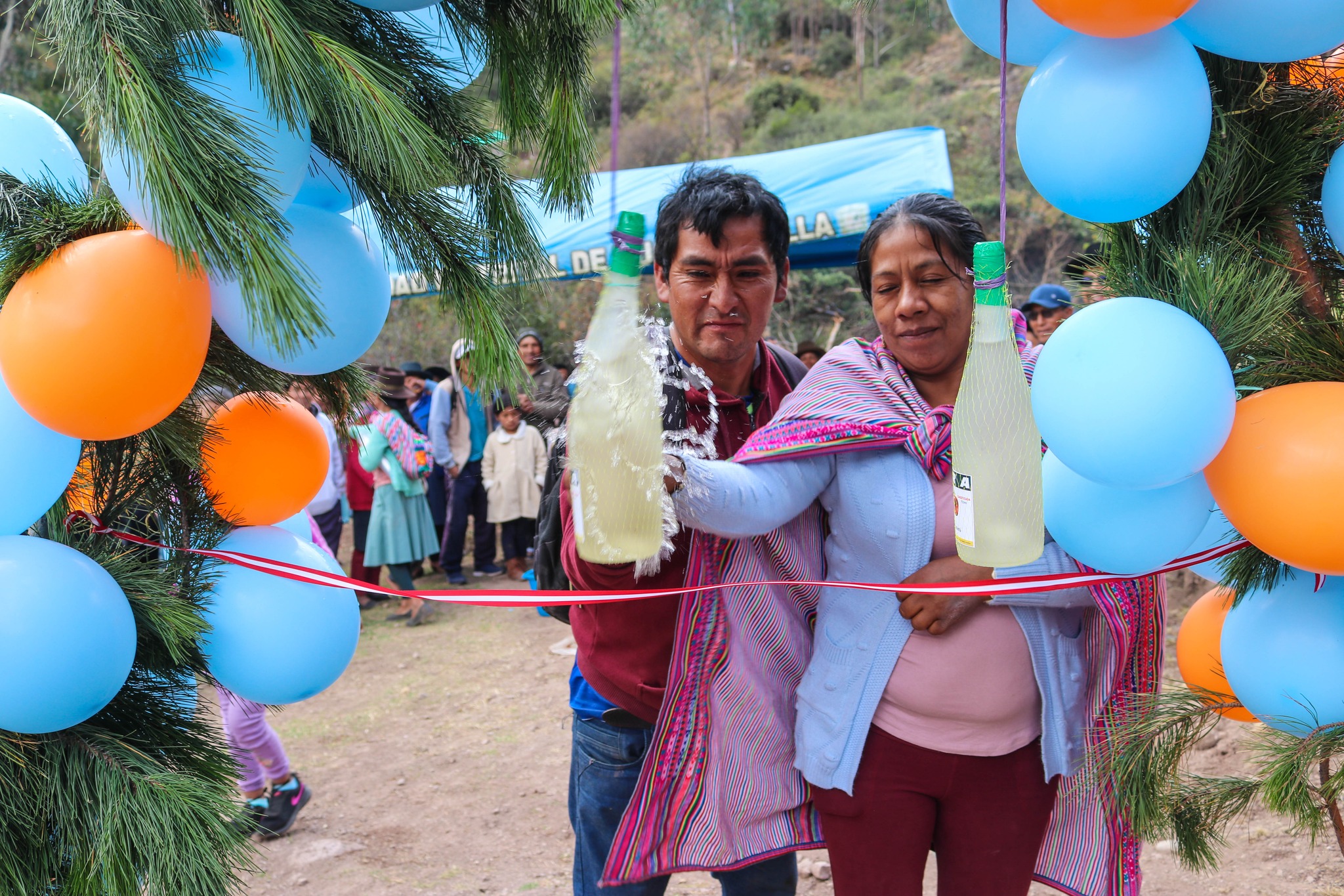 Inauguración de apertura de trocha carrozable en Sulluuaylla