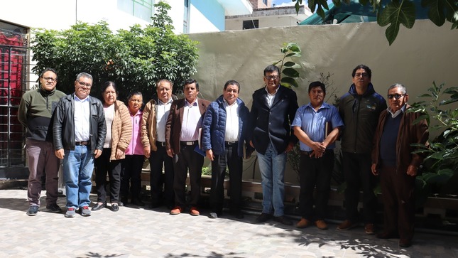 Reunión con el Director Ejecutivo de la Mancomunidad Regional de Los Andes, el equipo técnico y el alcalde del distrito de Saurama