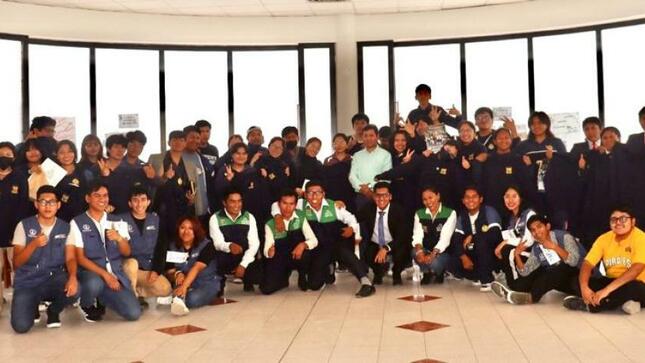 Ya estamos visitando los distritos de nuestra provincia para recoger las demandas de los jóvenes en materia de salud, educación, cultura, deportes; ejes para mejorar el desarrollo de este sector de esta población.
