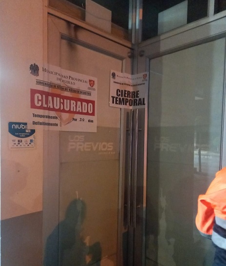 Por tener su Certificado de Inspección Técnica de Seguridad en Edificaciones (ITSE) vencido, la Municipalidad Provincial de Trujillo clausuró por 30 días hábiles, el bar Los Previos, de avenida Víctor Larco.