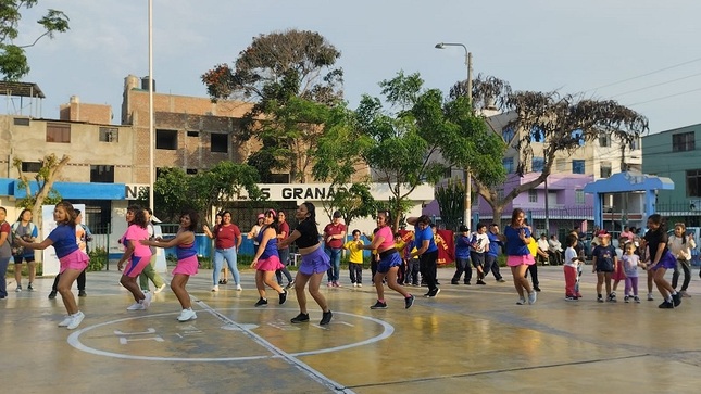 La Municipalidad de Trujillo realizó la jornada educativa y de servicios "Munidiviertete", desarrollando diversas actividades gratuitas.