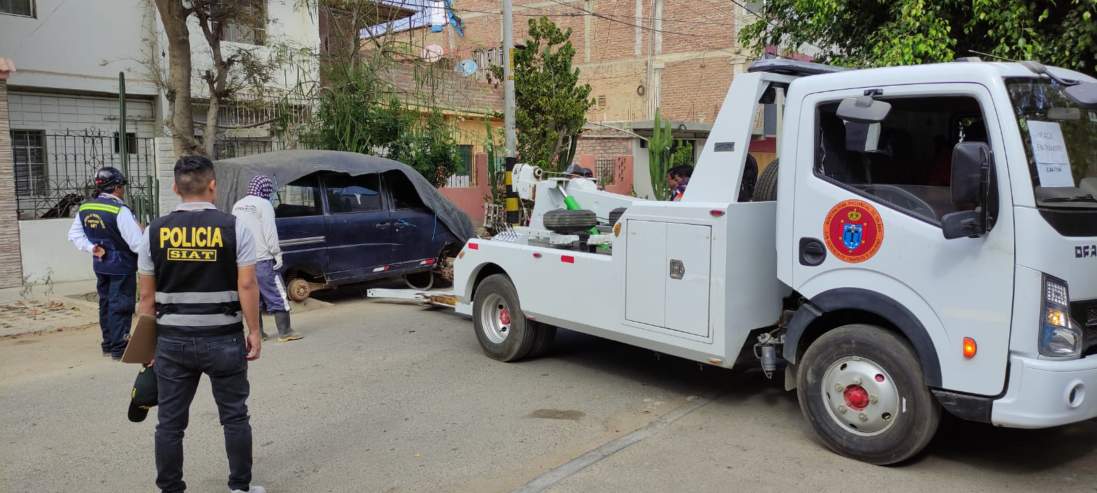 Retiro de vehículo en desuso.