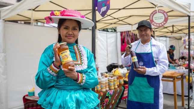 En el marco del Día del Apicultor Peruano