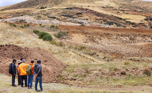 firma acta de entrega del terreno para elaboración del expediente técnico