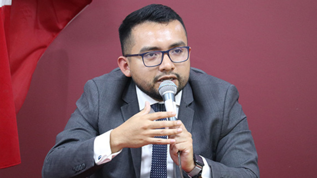 Magistrado Luis Miguel Torres Bonifacio, juez del Quinto Juzgado Penal Unipersonal Permanente del Callao, dictó conferencia  “Análisis de Acuerdos Plenarios relativos a la Prueba"
