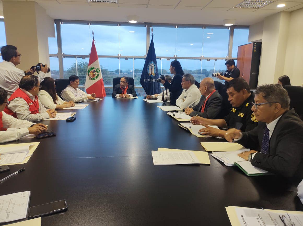 Nuestro alcalde Marlem Mogollón participa en reunión con el ministro de Justicia y Derechos Humanos