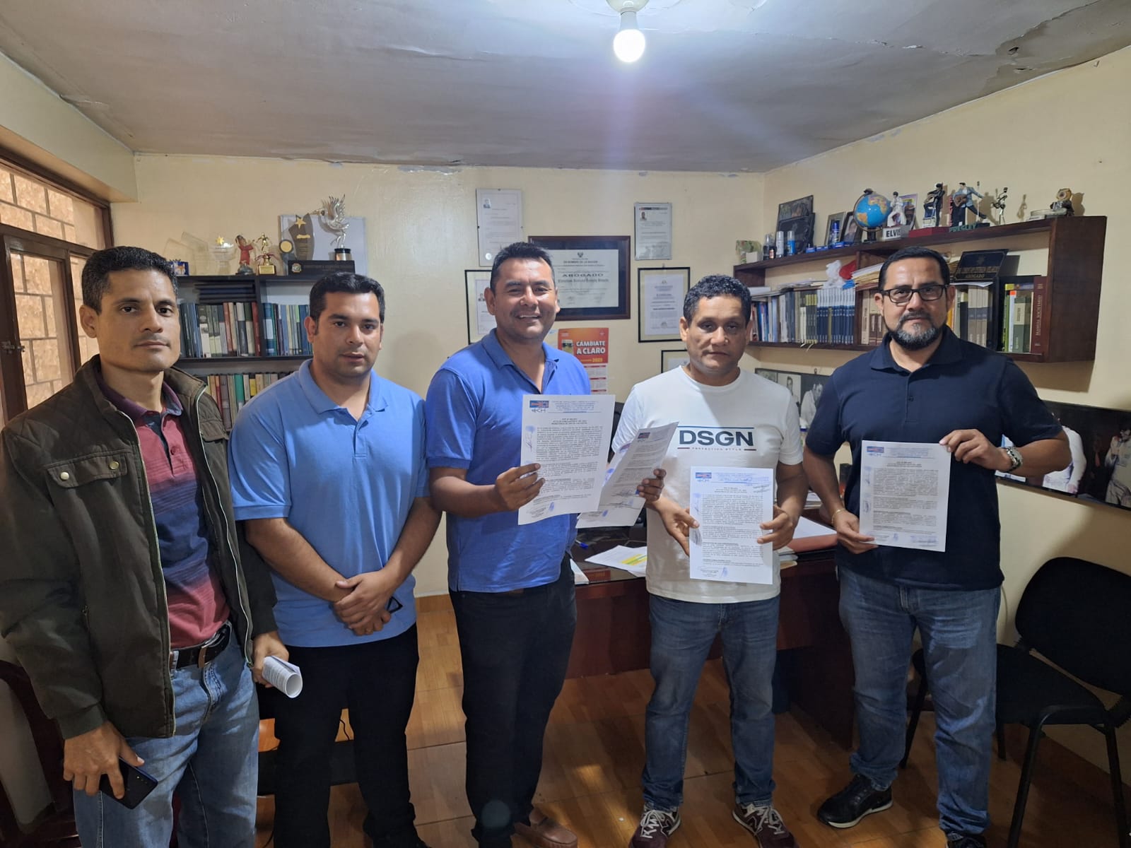 Alcalde Manuel Figueroa Laos firma acta de conciliación con empresa contratista JUBERS S.A.C.