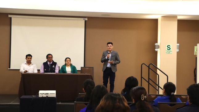 Geresa Lambayeque y OPS capacita a profesionales para atenciones en salud mental durante situaciones de emergencias y desastres