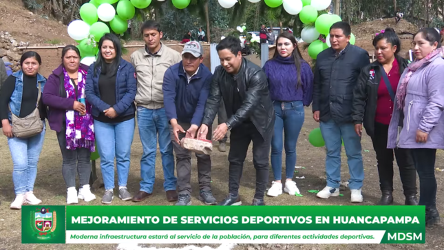 Puesta de la primera piedra del Complejo deportivo.