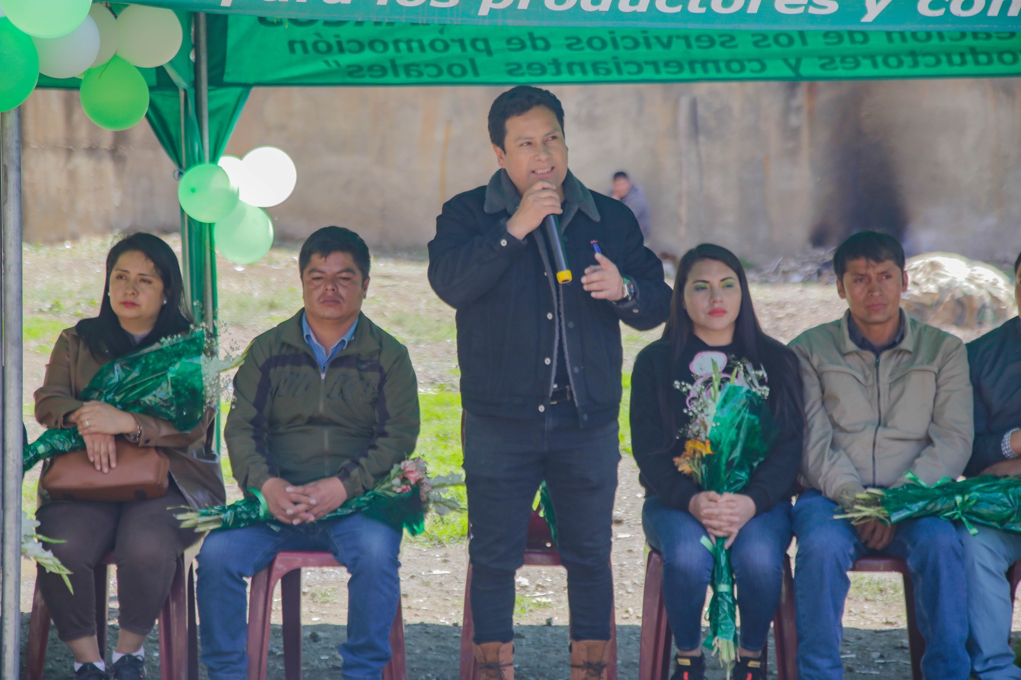 Alcalde de San Marcos coloca primera piedra para mejoramiento y ampliación de agua potable y PTAR en Challhuayaco.
