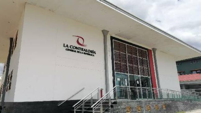 La Contraloría General viene realizando 1941 informes de control entre enero hasta la fecha, un total de 1566 corresponden a control simultáneo, 234 a posterior, 18 a previo y 123 servicios de control en proceso, de acuerdo al Velocímetro de los Servicios de Control. 