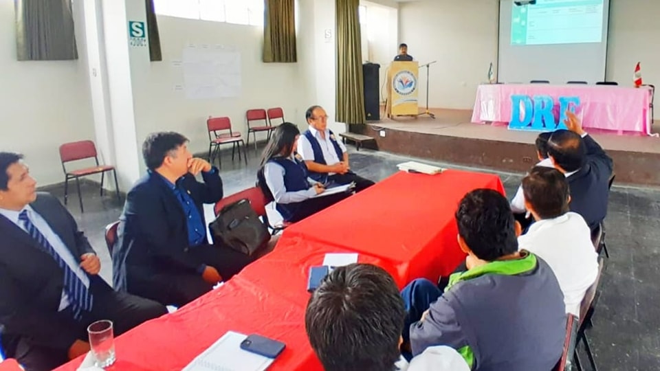 CNE dialoga sobre educación en sostenibilidad ambiental con representantes de la región Huánuco