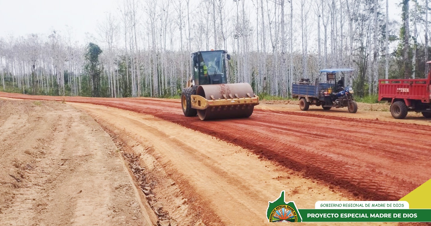 avances en la Obra Mejoramiento del Camino Vecinal Ponalillo Arrozal - República