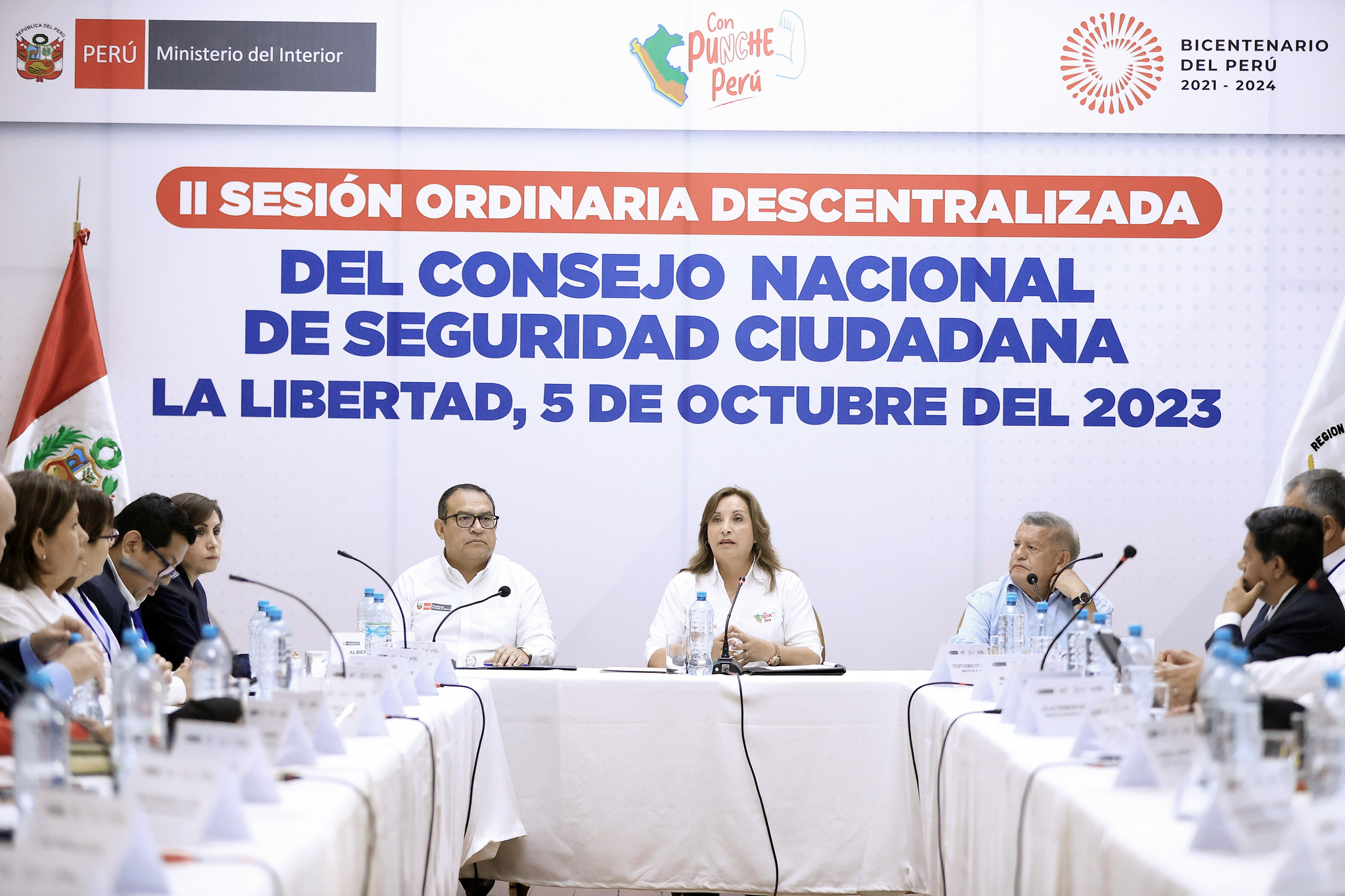 Foto de la participación de la presidenta en el Conasec.