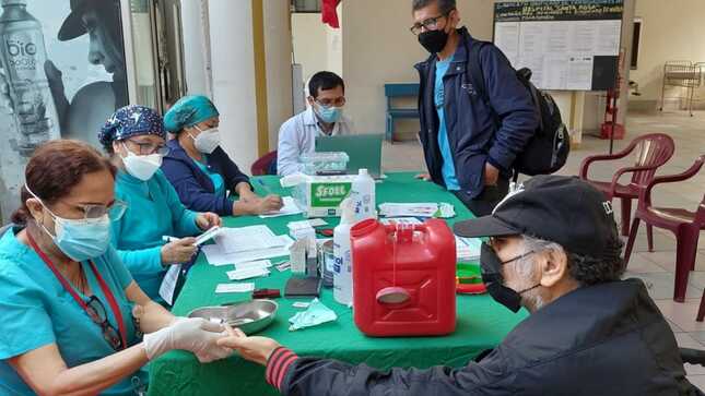 Hospital Santa Rosa promueve acciones que favorecen al envejecimiento saludable en adultos mayores