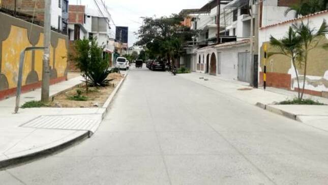 Gobierno Regional avanza mejoramiento de 54 calles en la urbanización Miraflores (Castilla)