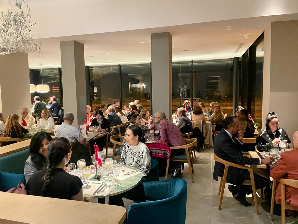 Embajada del Perú en Uruguay coorganiza la visita de la chef peruana Marilú Madueño a Montevideo