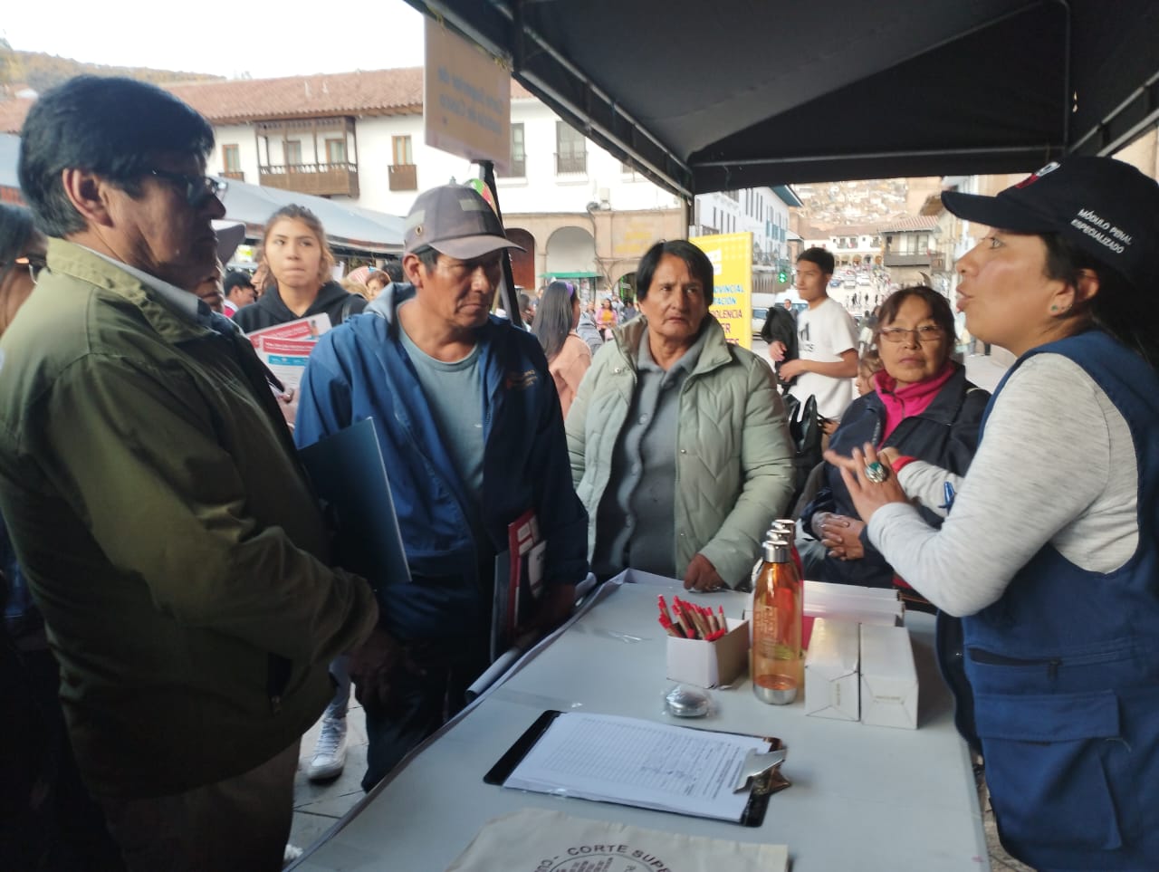 Corte Superior de Justicia de Cusco participó en Feria Informativa "Fortaleciendo la Prevención Frente a la Violencia de Género"