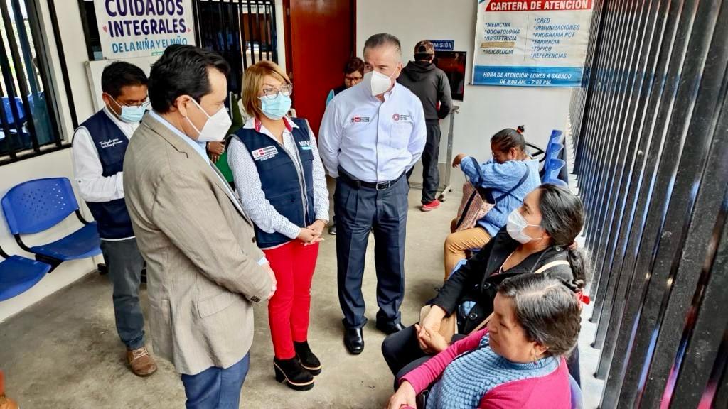 Establecimientos de salud brindan atención con normalidad en inicio de corte de agua en 22 distritos
