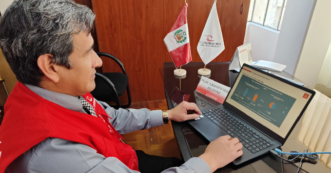 La Contraloría General invita a los ciudadanos de los distritos de la provincia de El Collao a participar en la Audiencia Pública Virtual denominada "La Contraloría te Escucha" programada para el jueves 12 de octubre.