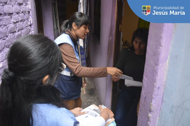 Los integrantes del programa 😎Jóvenes en Acción de nuestra municipalidad, participaron de una campaña médica gratuita en la Casa de la Juventud.
¡Tú también puedes ser parte! 💪🏼Únete al programa más cool de Jesús María llamando al ☎️ 6141212 anexo 3540 o escríbenos por ✅ WhatsApp https://wa.link/duujyp