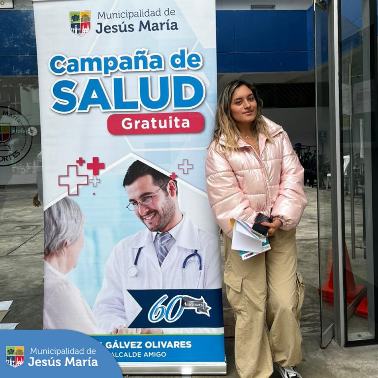 Hemos iniciado una campaña de sensibilización para incentivar el cuidado de los espacios públicos y respetar los horarios de recolección de basura . En esta oportunidad, nos acercamos a la zona conocida como “El Rancho” para compartir consejos y recordatorios sobre cómo mantener limpio nuestro distrito.
Tu apoyo y colaboración son esenciales para crear un entorno más limpio y saludable. Recuerda que debes sacar tus residuos a partir de las 8:00 p.m.