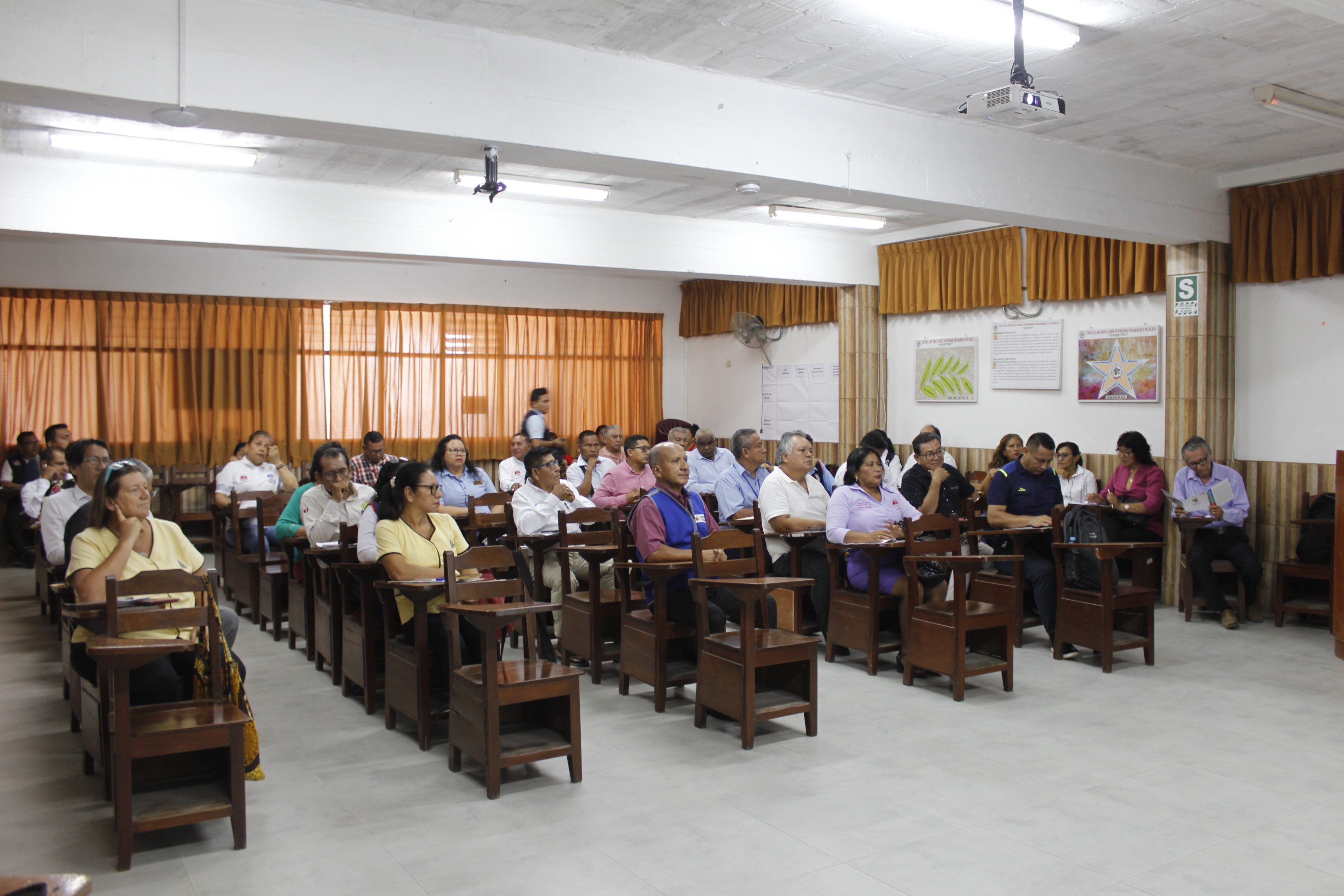 CNE convoca diálogo descentralizado en Loreto para atender la problemática ambiental de la región