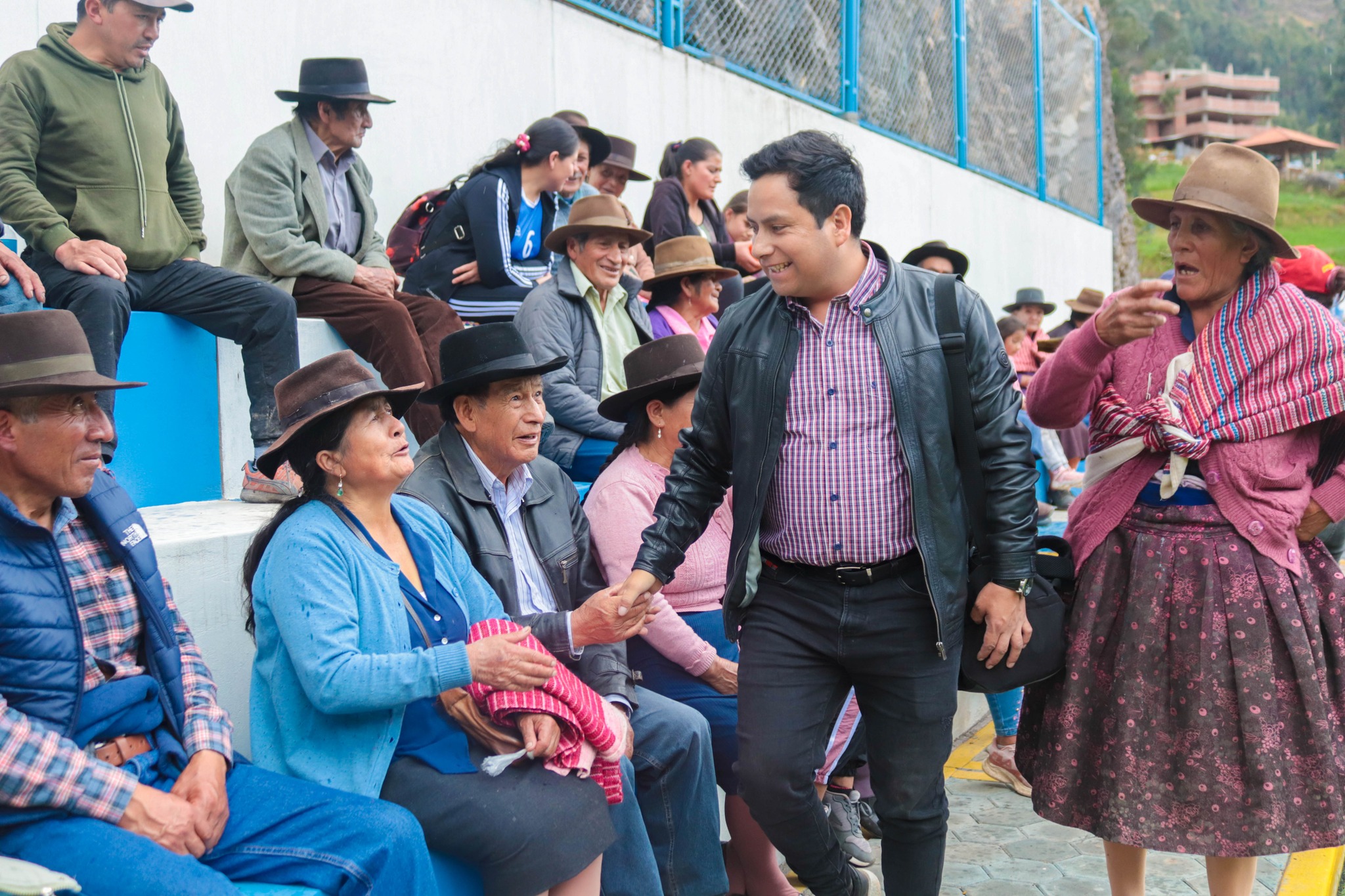 Moderno Minicomplejo Deportivo entra al Servicio de la población de San Pedro de Carash.